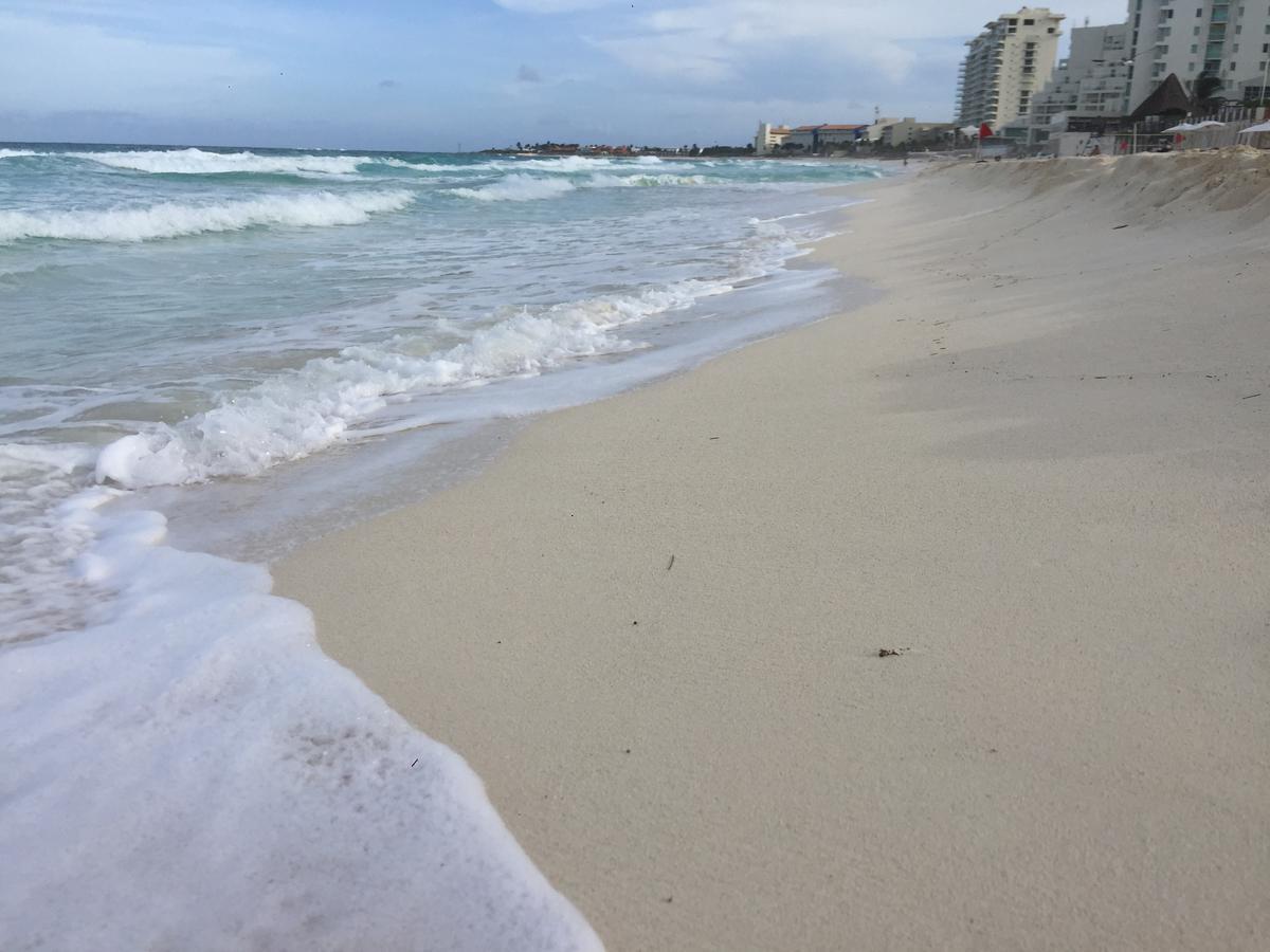 Ocean View Apartment Cancun Exterior photo