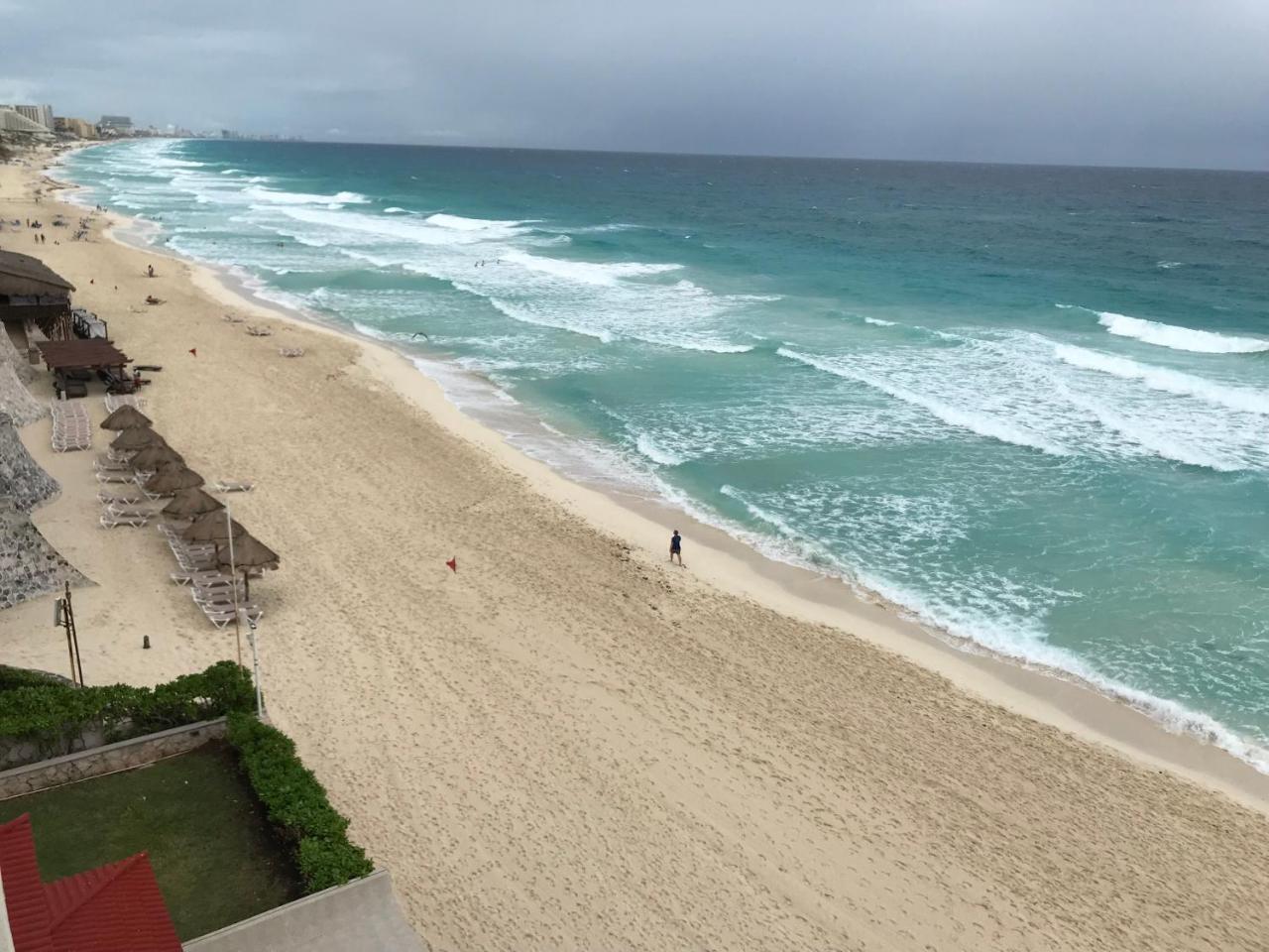 Ocean View Apartment Cancun Exterior photo